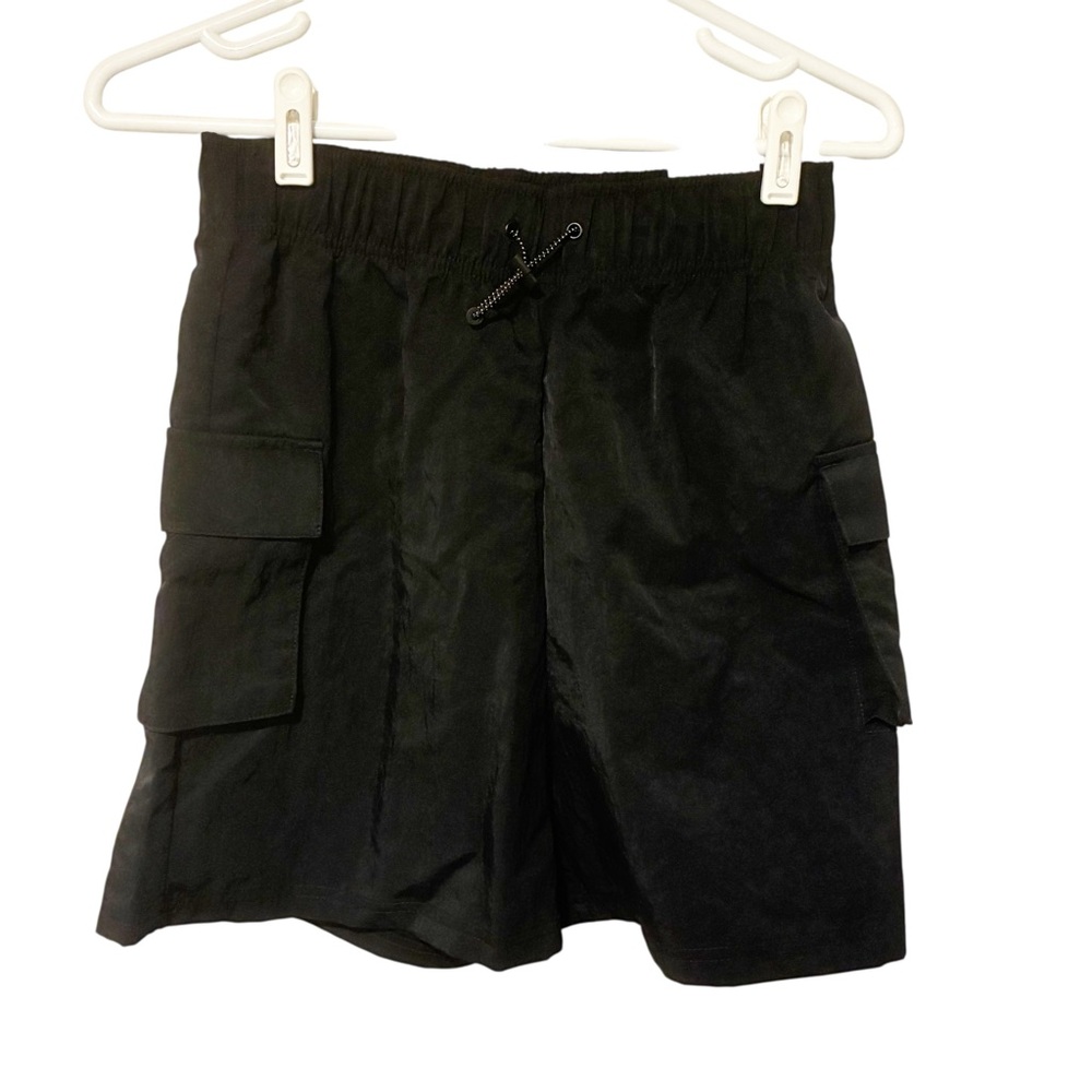Nike Sportswear Woven High-Rise Shorts 
XS Black Nylon Drawcord Pockets‎ NEW